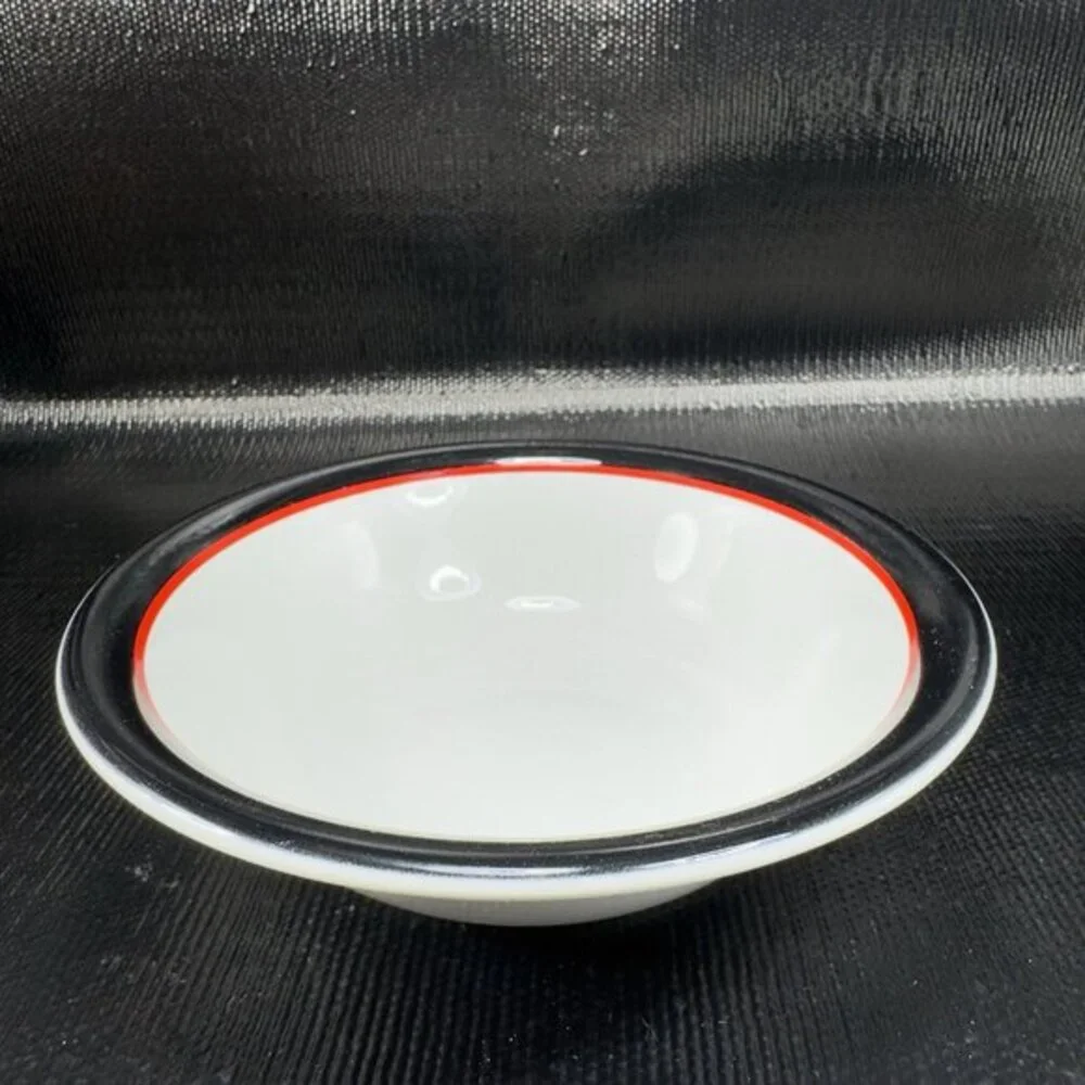 Ranmaru Tuxedo Japan Ceramic Stoneware Black Red White Deep Dish Bowl Set4 Bowls